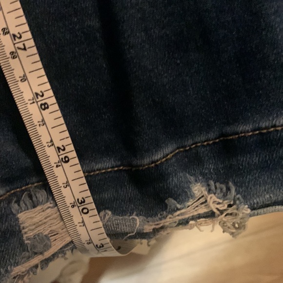 KanCan jeans 31/31 used like new condition. Worn maybe 5 times - Picture 13 of 14